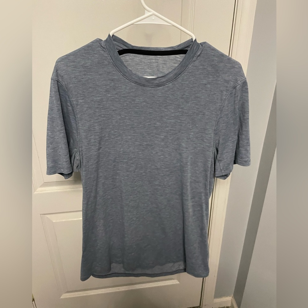 Lululemon Tee
